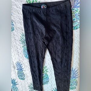 Johnny Was Black Eyelet Leggings Medium
